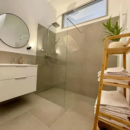 Weingut | Exklusiv | Modern | Zentrale Lage | 2sz Apartment *